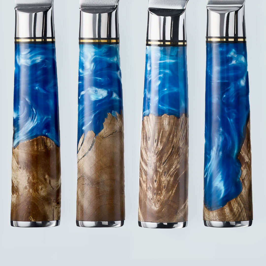 Aiko Bleu (あいこ, アイコ) Damas Steel Couteau avec manche en résine bleu colorée